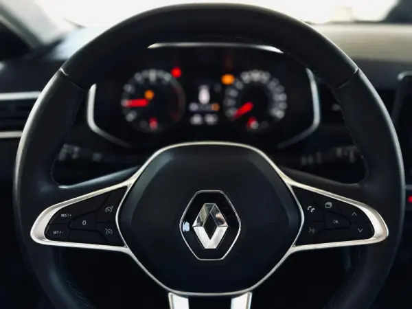 Renault Clio 1.0 TCe Exclusive 9
