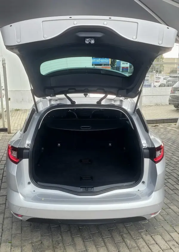 Renault Mégane Sport Tourer 1.5 Blue dCi Limited 10