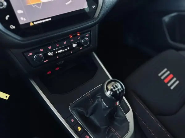 SEAT Arona 1.0 TSI FR 21