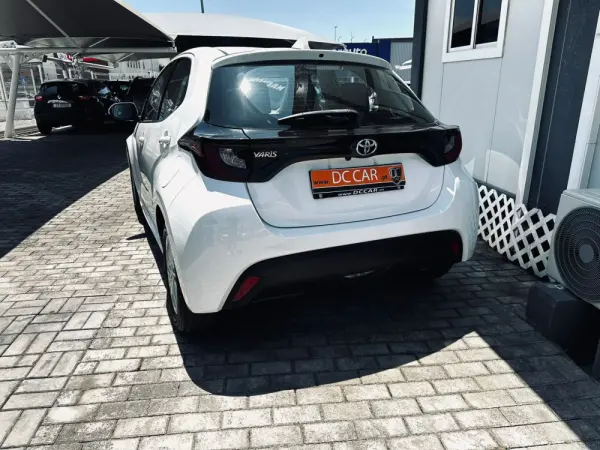 Toyota Yaris 1.0 VVT-i Comfort 3