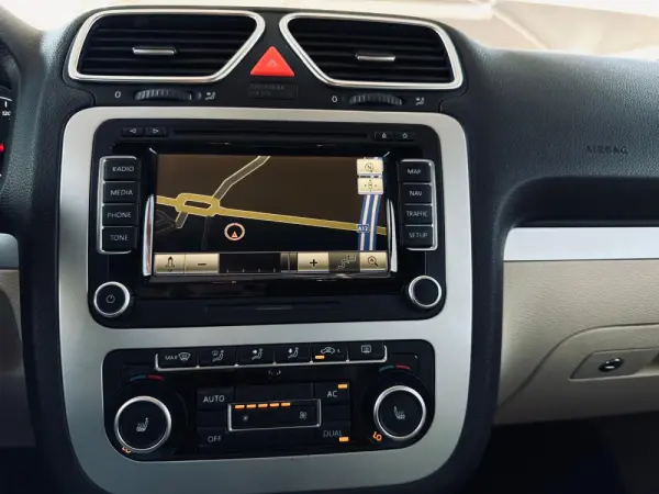 Volkswagen EOS 2.0 TDi BlueMotion 16