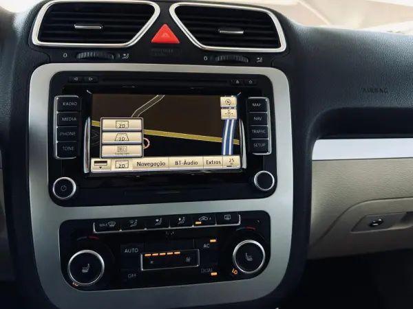 Volkswagen EOS 2.0 TDi BlueMotion 17