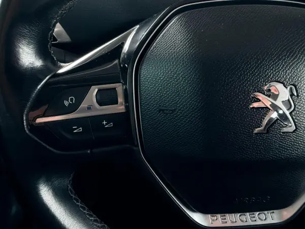 Peugeot 5008 1.6 BlueHDi Allure 7