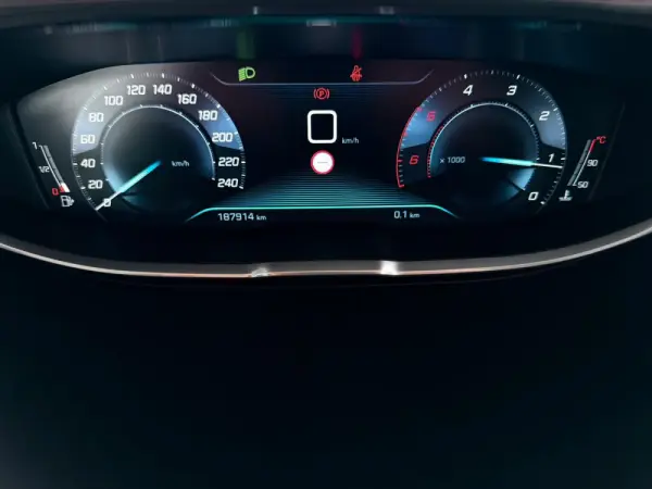 Peugeot 5008 1.6 BlueHDi Allure 14