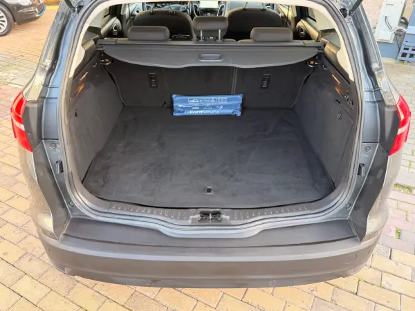 Ford Focus SW 1.5 TDCi EcoBlue Connected 11