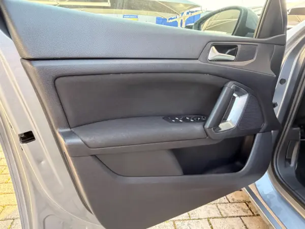 Peugeot 308 SW 1.6 BlueHDi Active 33