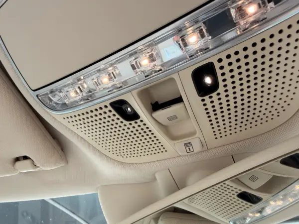 Mercedes-Benz S 300 53