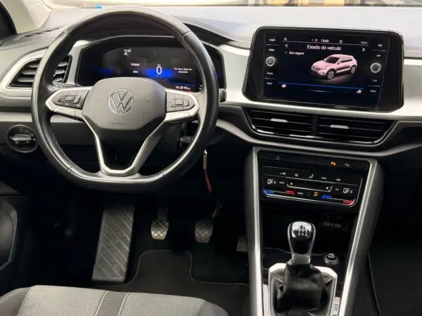 Volkswagen T-Roc LIFE 15