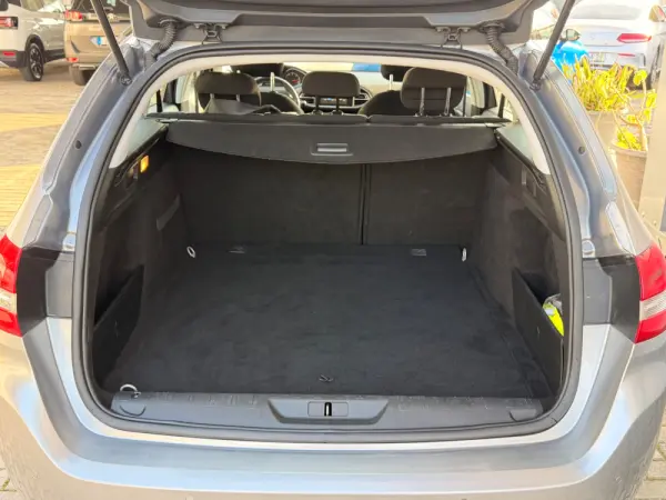 Peugeot 308 SW 1.6 BlueHDi Active 12