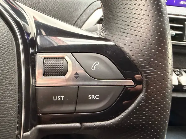 Peugeot 3008 1.6 BlueHDi GT Line 18