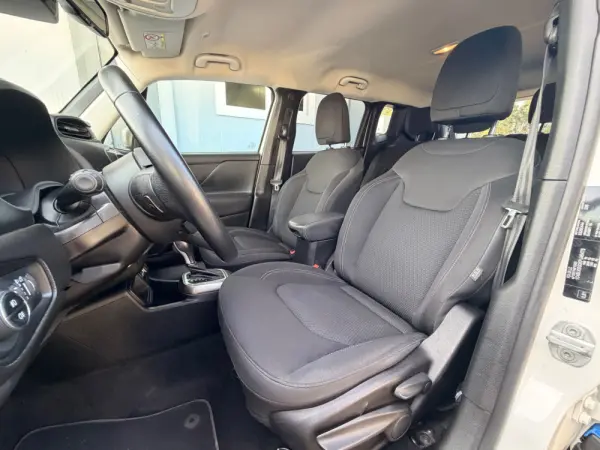 Jeep Renegade 1.6 MJD Limited DCT 28