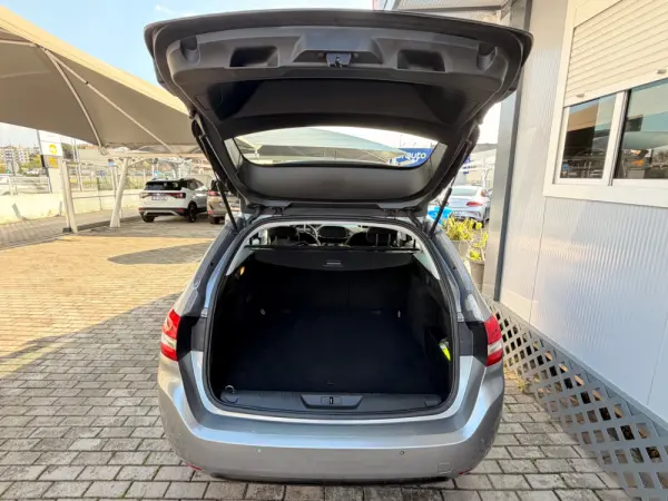 Peugeot 308 SW 1.6 BlueHDi Active 11
