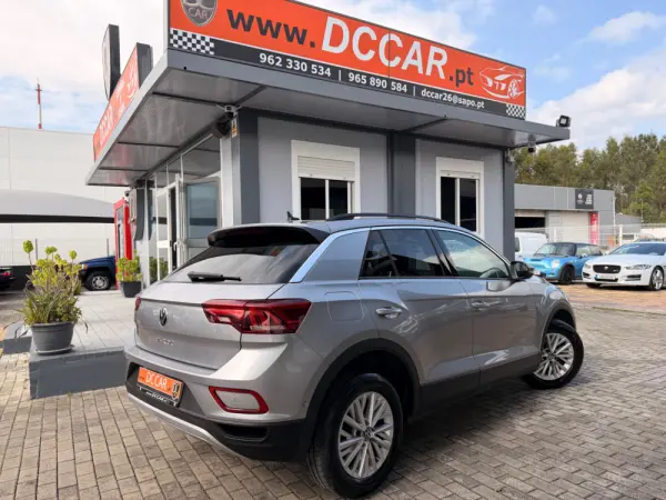 Volkswagen T-Roc LIFE 6