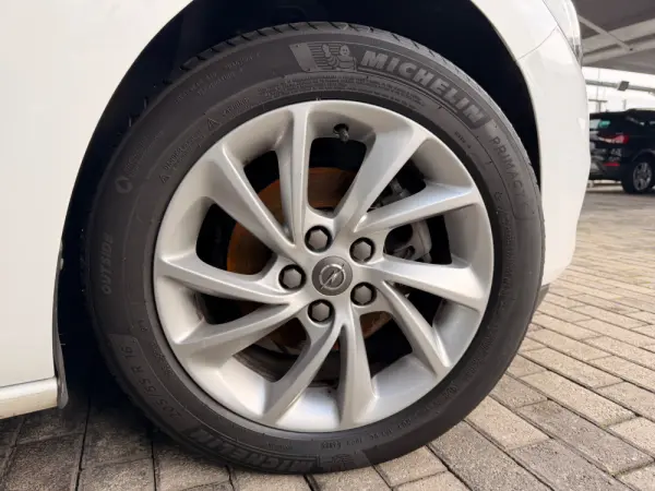 Opel Astra 1.5 D Business Edition S/S 10