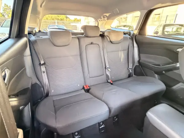 Ford Focus SW 1.5 TDCi EcoBlue Connected 50