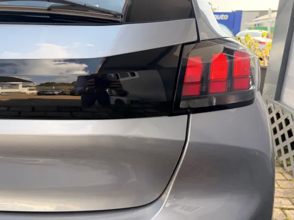 Peugeot 208 1.5 BlueHDi Active Pack 8