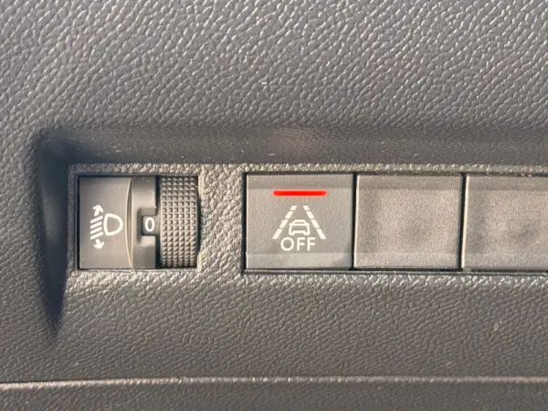 Peugeot 208 1.5 BlueHDi Active Pack 21