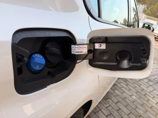 Peugeot 308 BlueHDI Active 17