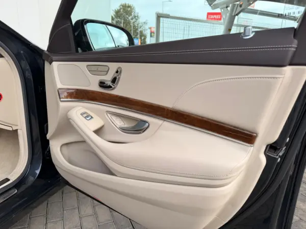 Mercedes-Benz S 300 43