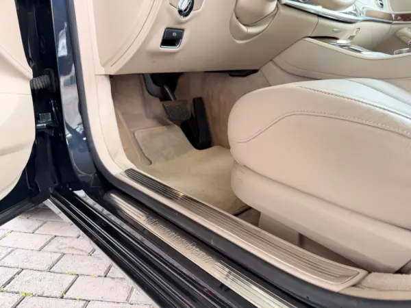 Mercedes-Benz S 300 36