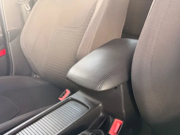 Ford Focus SW 1.5 TDCi EcoBlue Connected 37