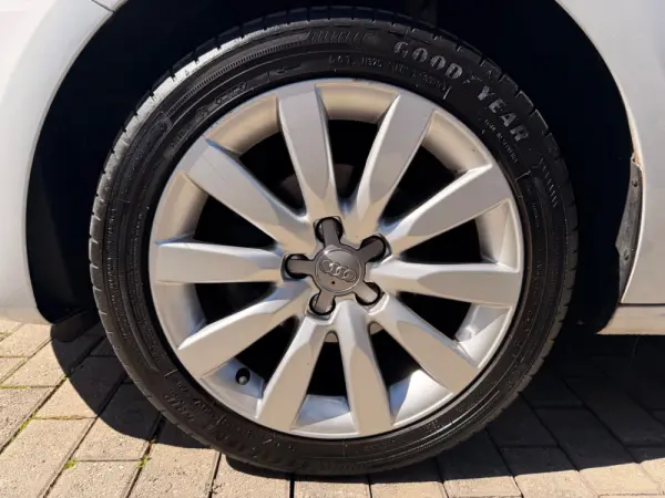 Audi A1 Sportback 1.4 TDI Sport 17