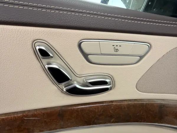 Mercedes-Benz S 300 26