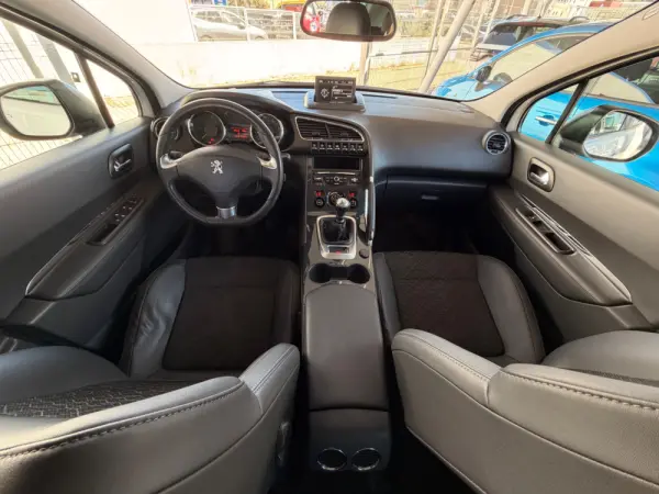 Peugeot 3008 1.6 BlueHDi Allure 16