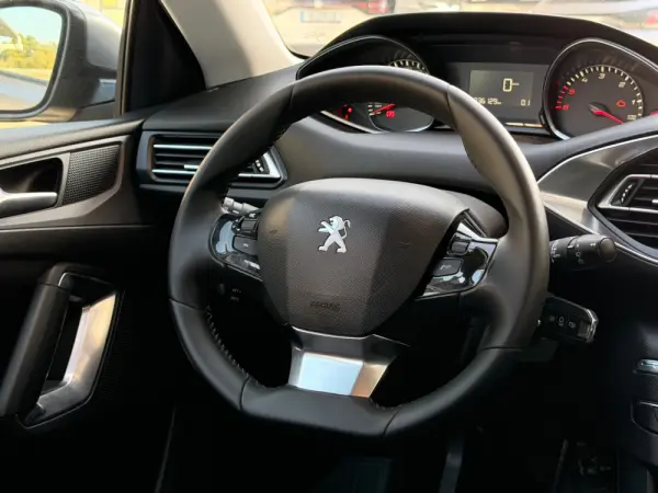 Peugeot 308 SW 1.6 BlueHDi Active 15