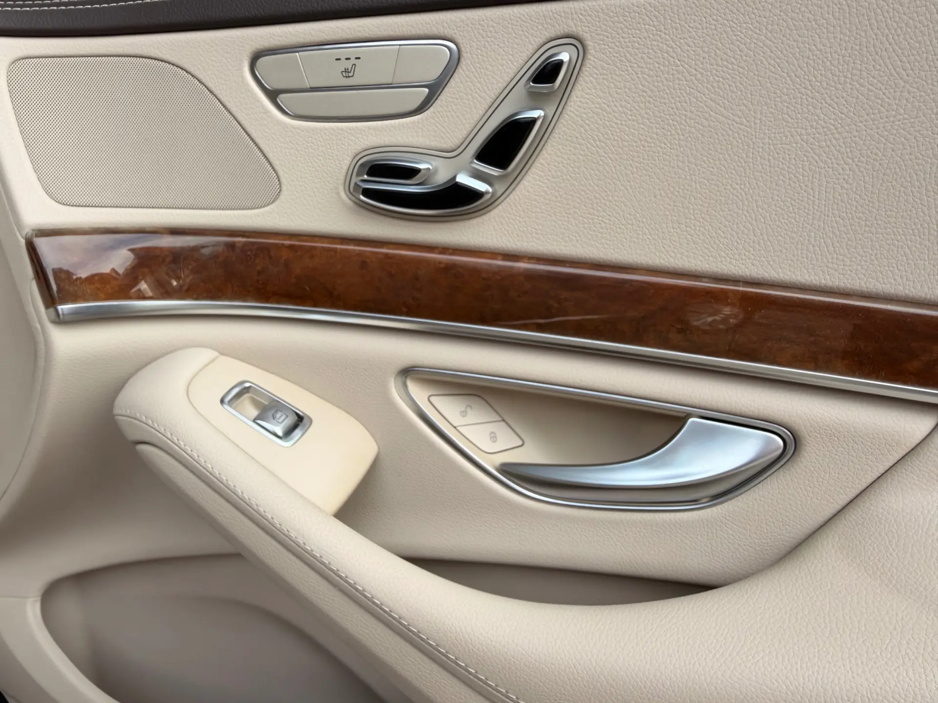 Mercedes-Benz S 300 44