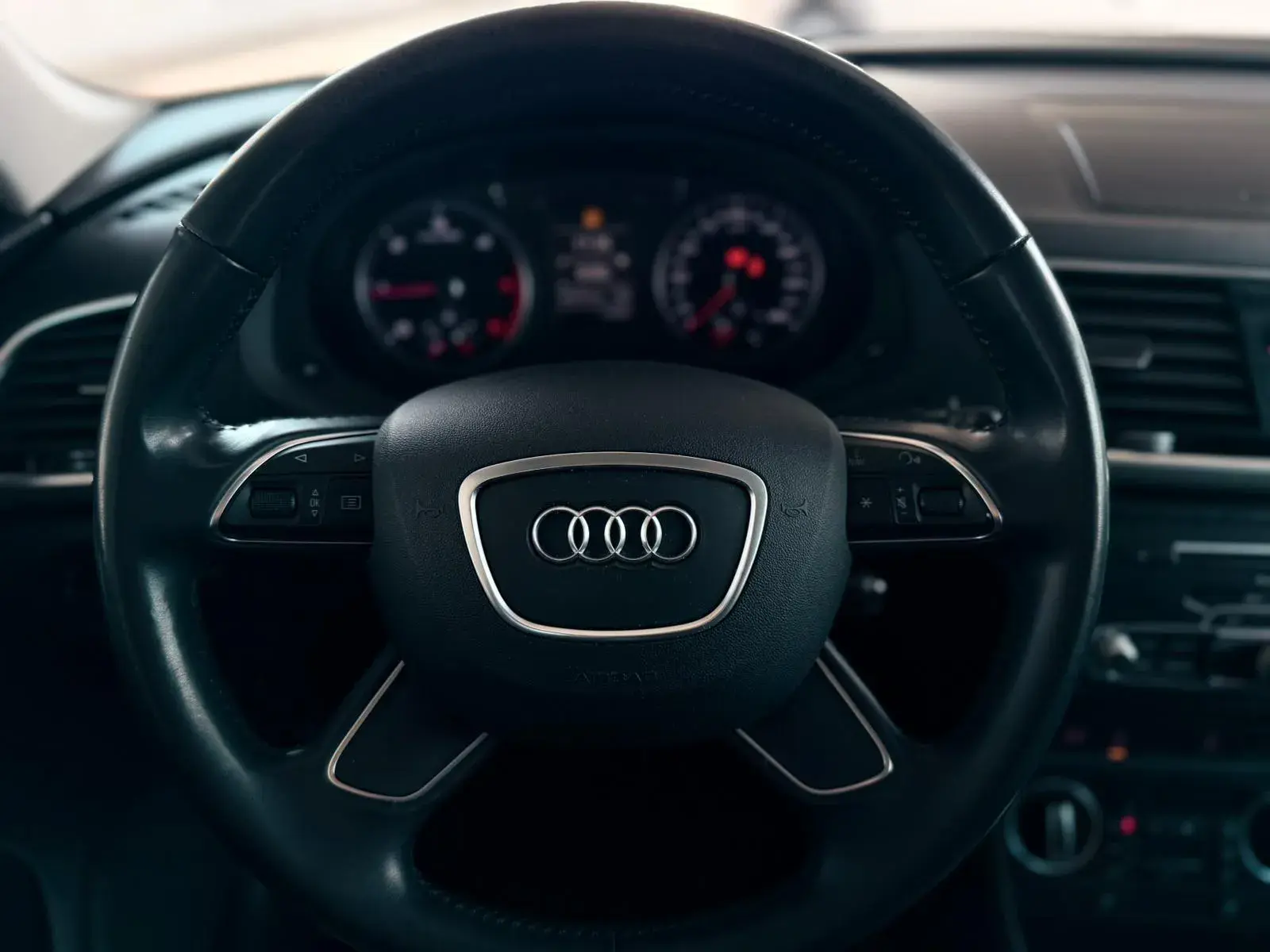 Audi Q3 2.0 TDI Sport 6