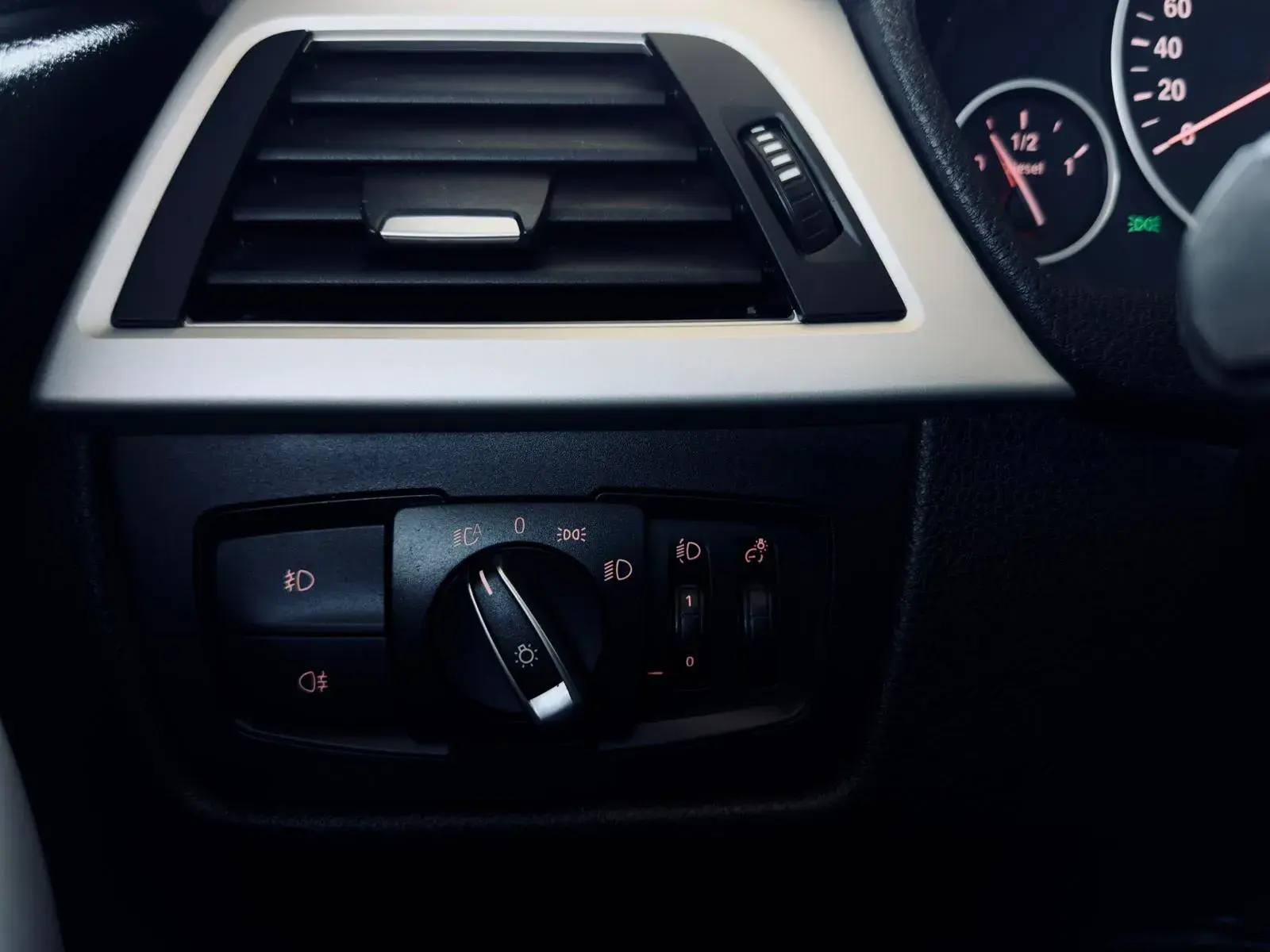 BMW 320 d Auto Line Sport 6