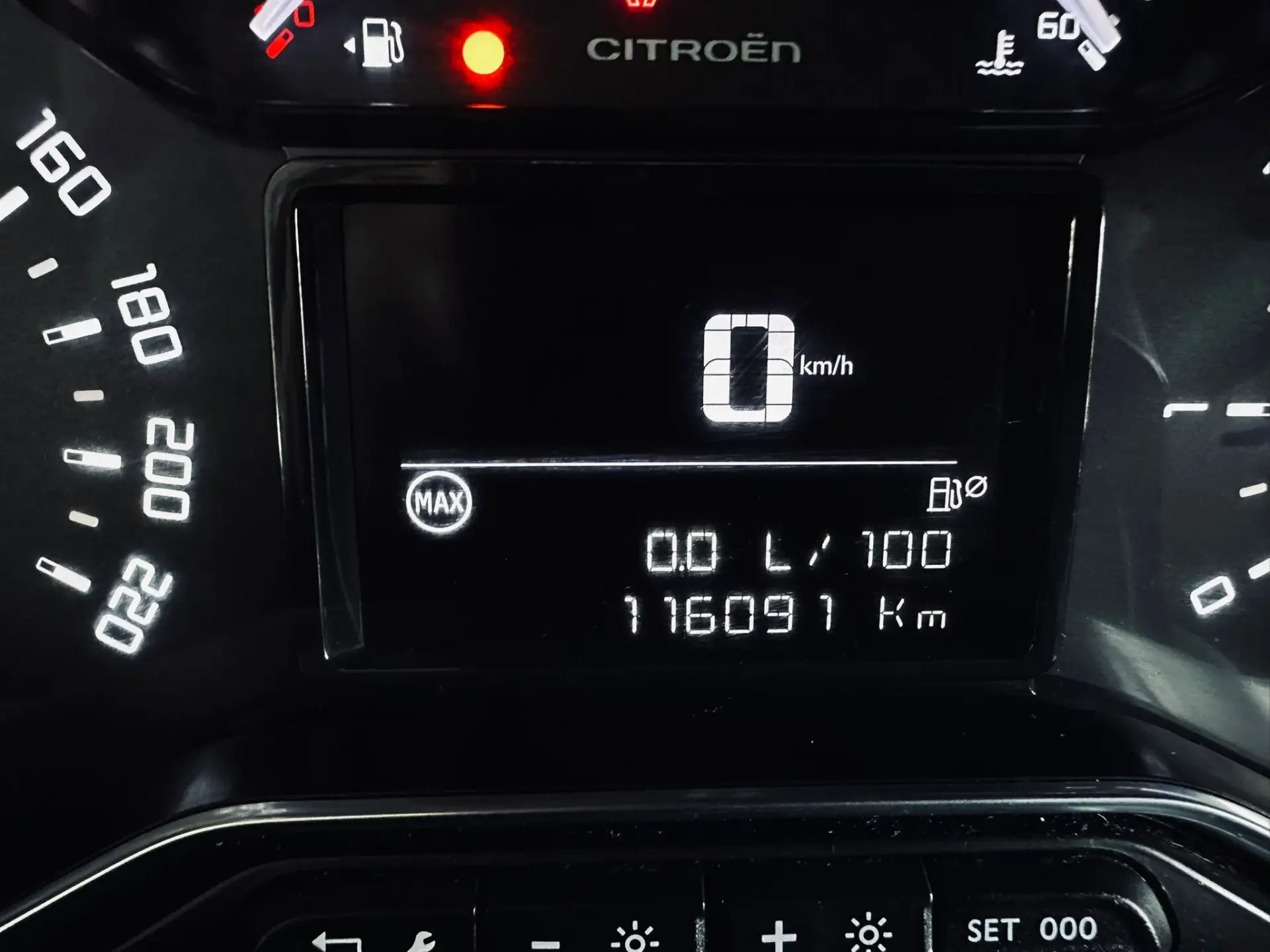 Citroën C3 Aircross 1.6 BlueHDi Feel 8