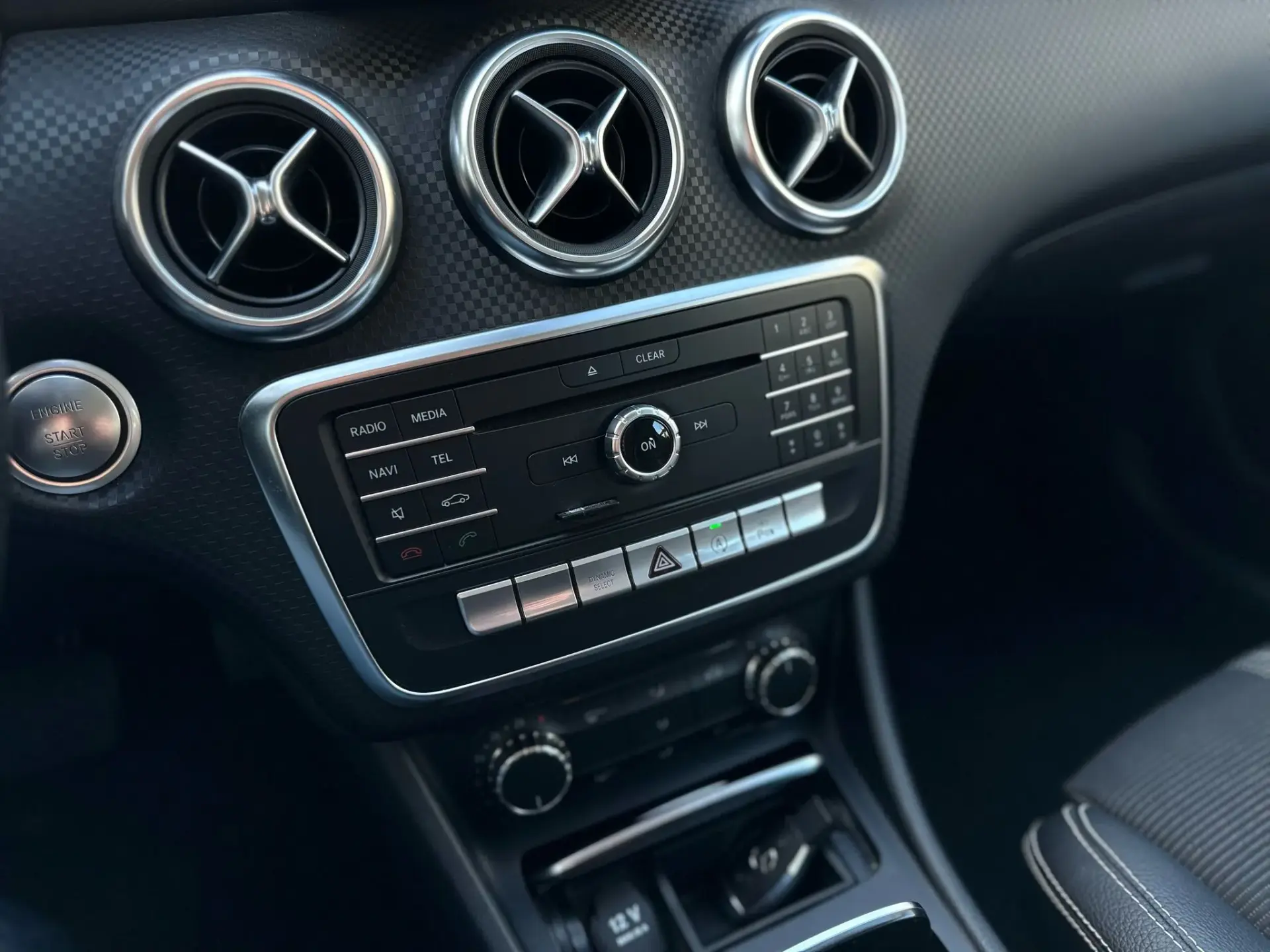 Mercedes-Benz A 180 d Urban Aut. 15