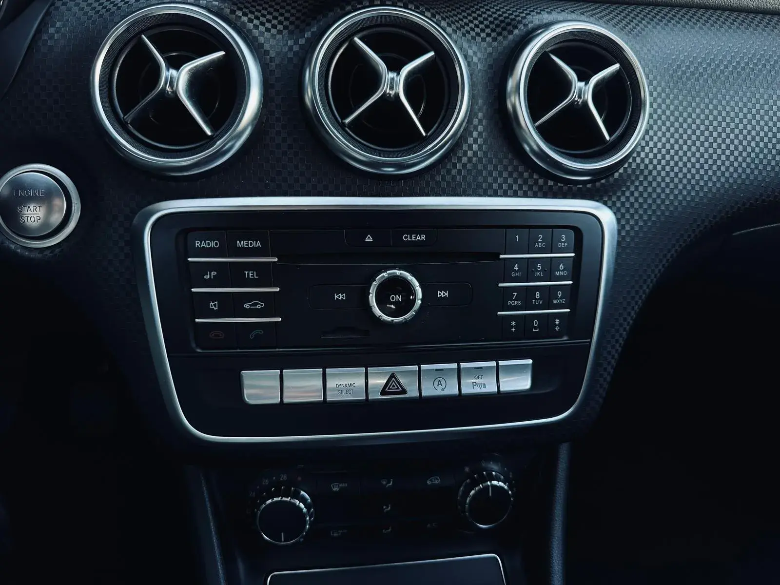 Mercedes-Benz A 180 d Fleet Pack Urban 14