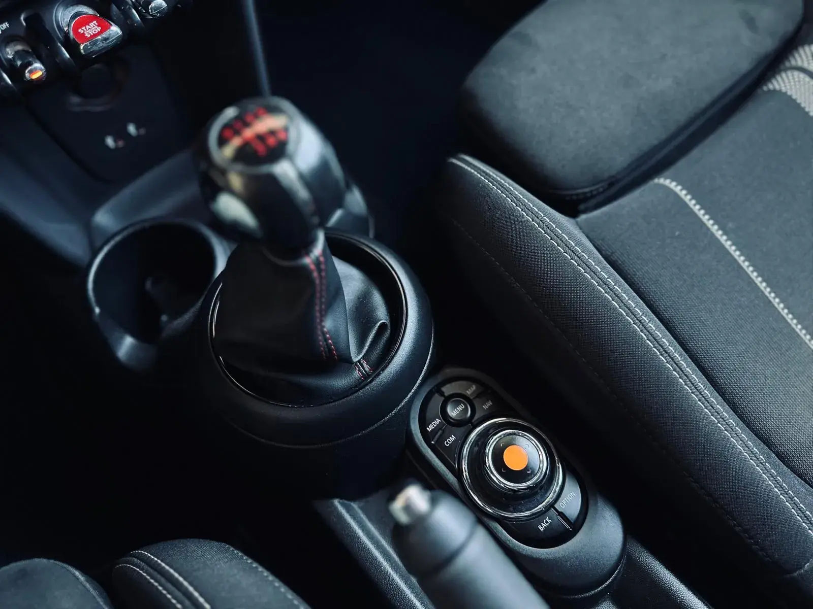 MINI 3 Portas Cooper Sport Edition 19