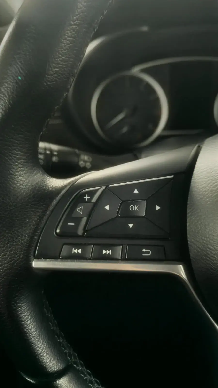 Nissan Micra 1.0 IG-T Acenta 13