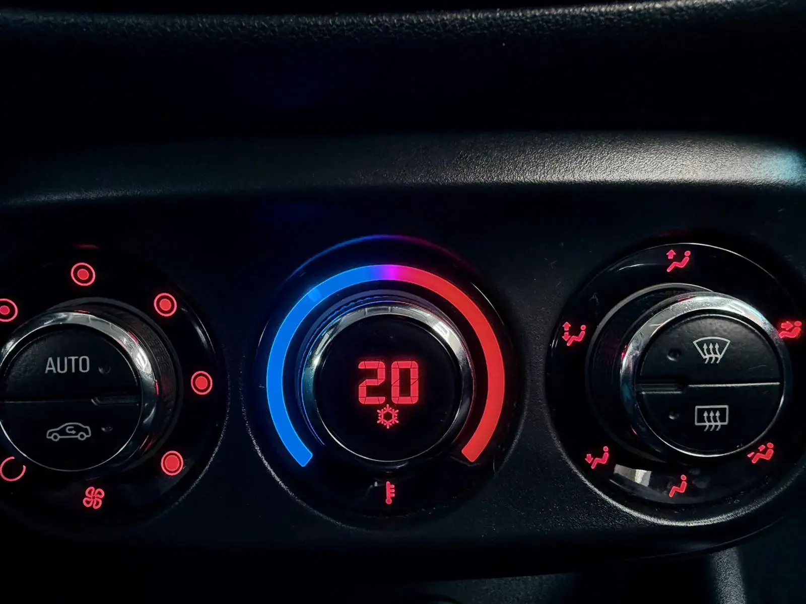 Opel Corsa 1.0 T GT 13