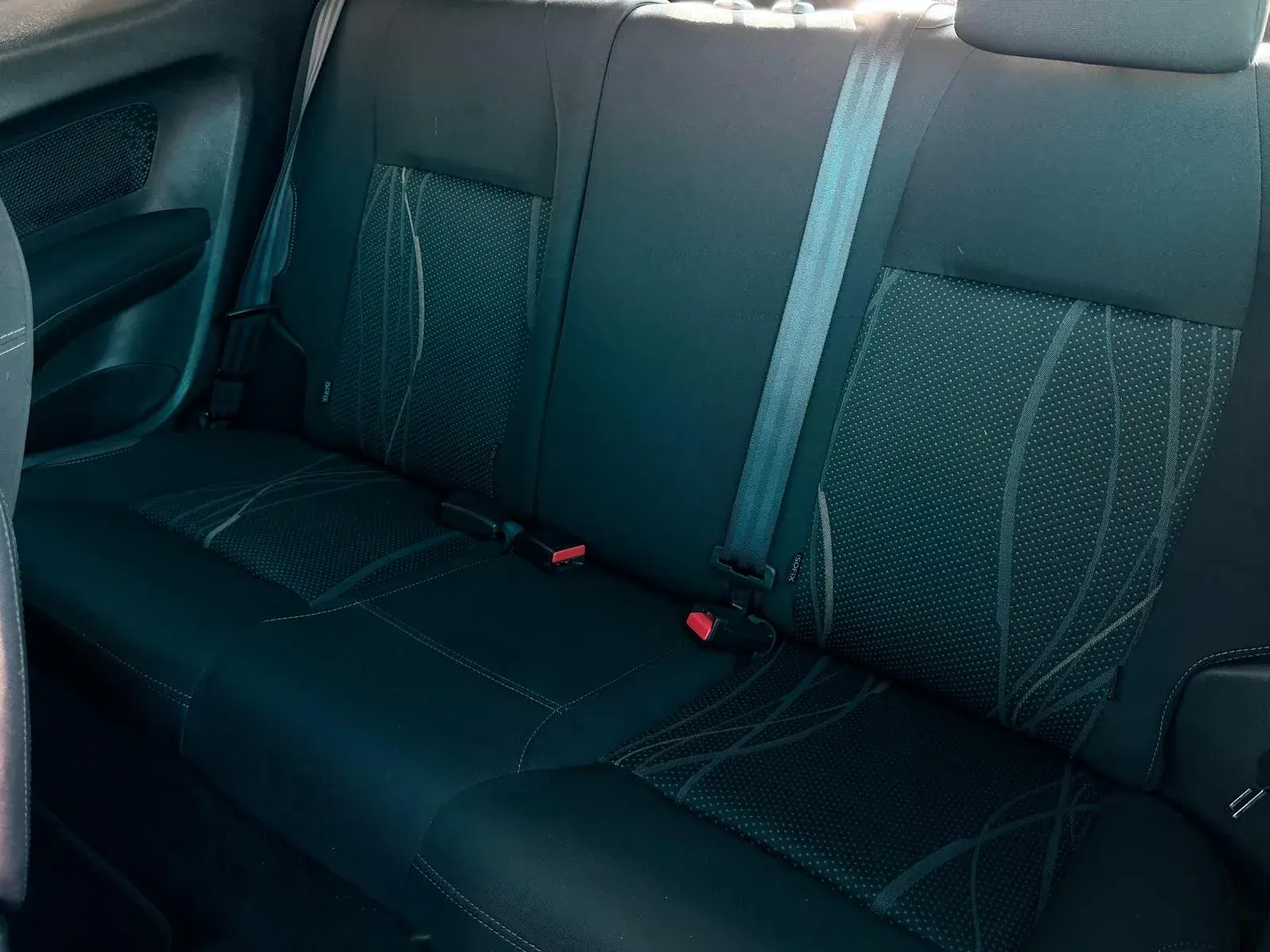 Peugeot 208 1.4 e-HDi Access 2-Tronic 5