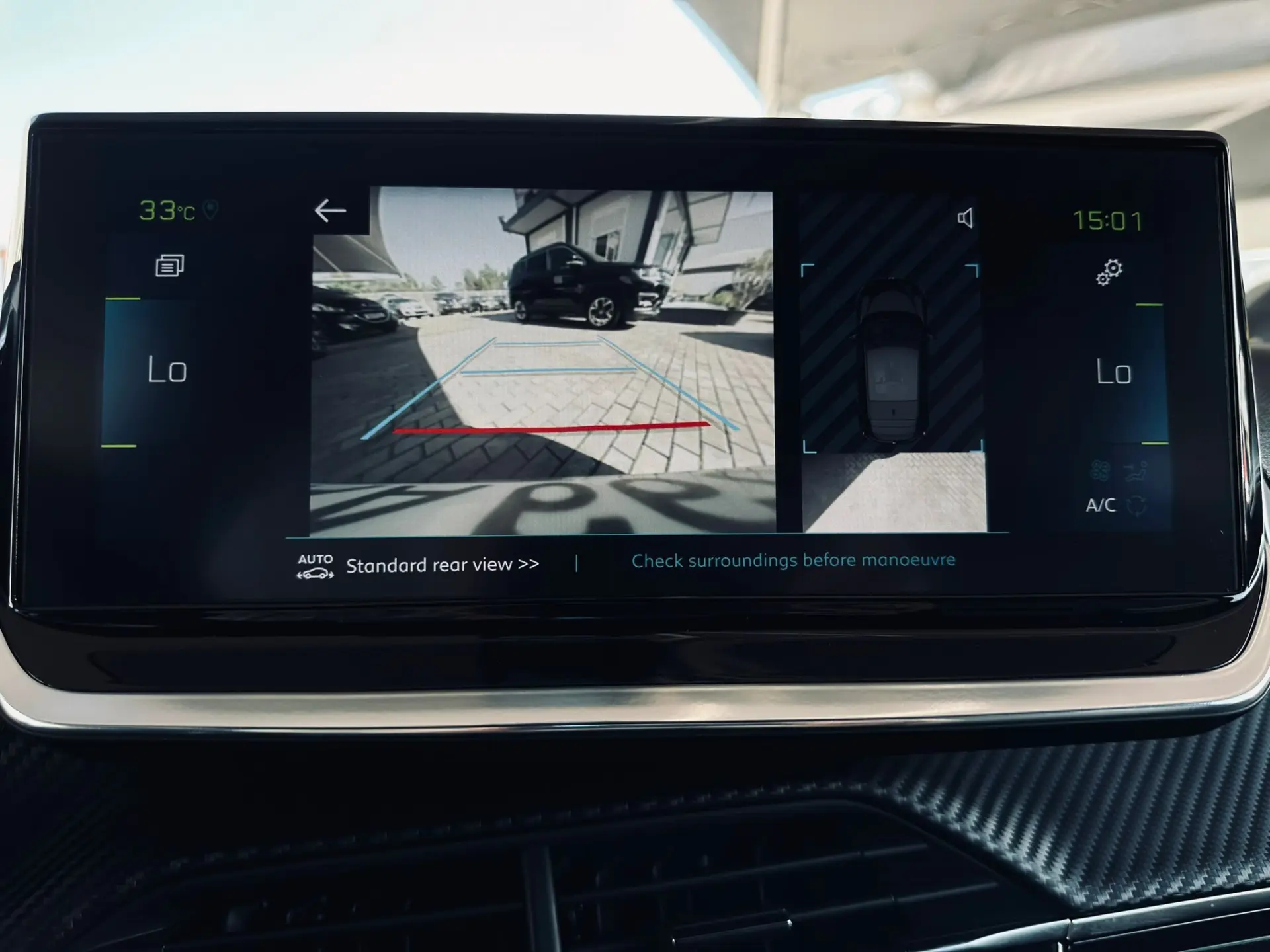 Peugeot e-208 50 kWh GT 13