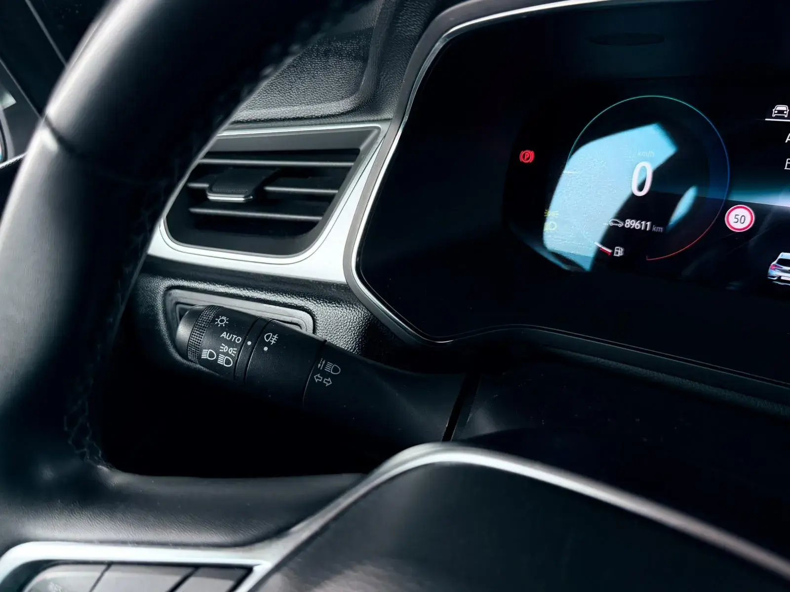 Renault Captur 1.6 E-Tech Plug-In Hybrid Engineered 12