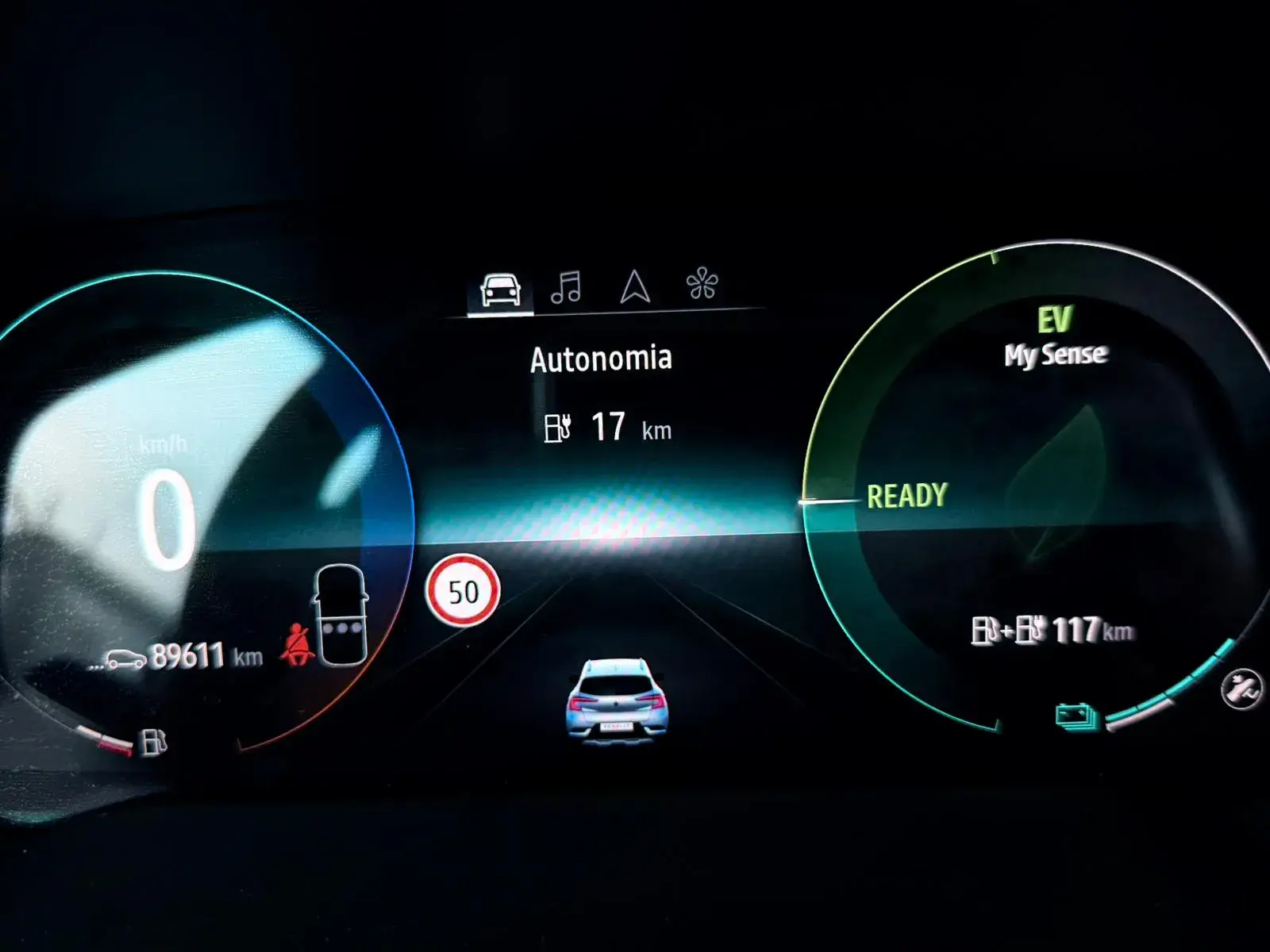 Renault Captur 1.6 E-Tech Plug-In Hybrid Engineered 14