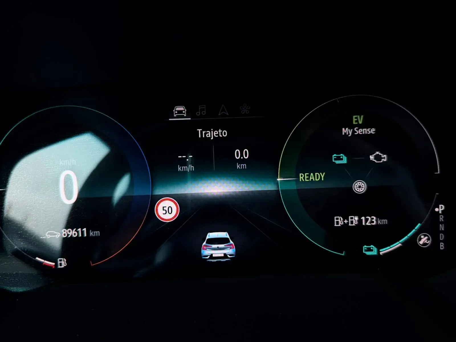 Renault Captur 1.6 E-Tech Plug-In Hybrid Engineered 16