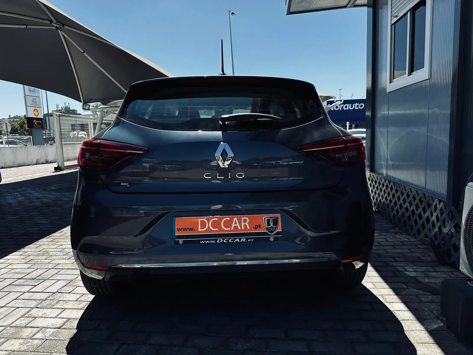 Renault Clio 1.0 TCe Exclusive 4