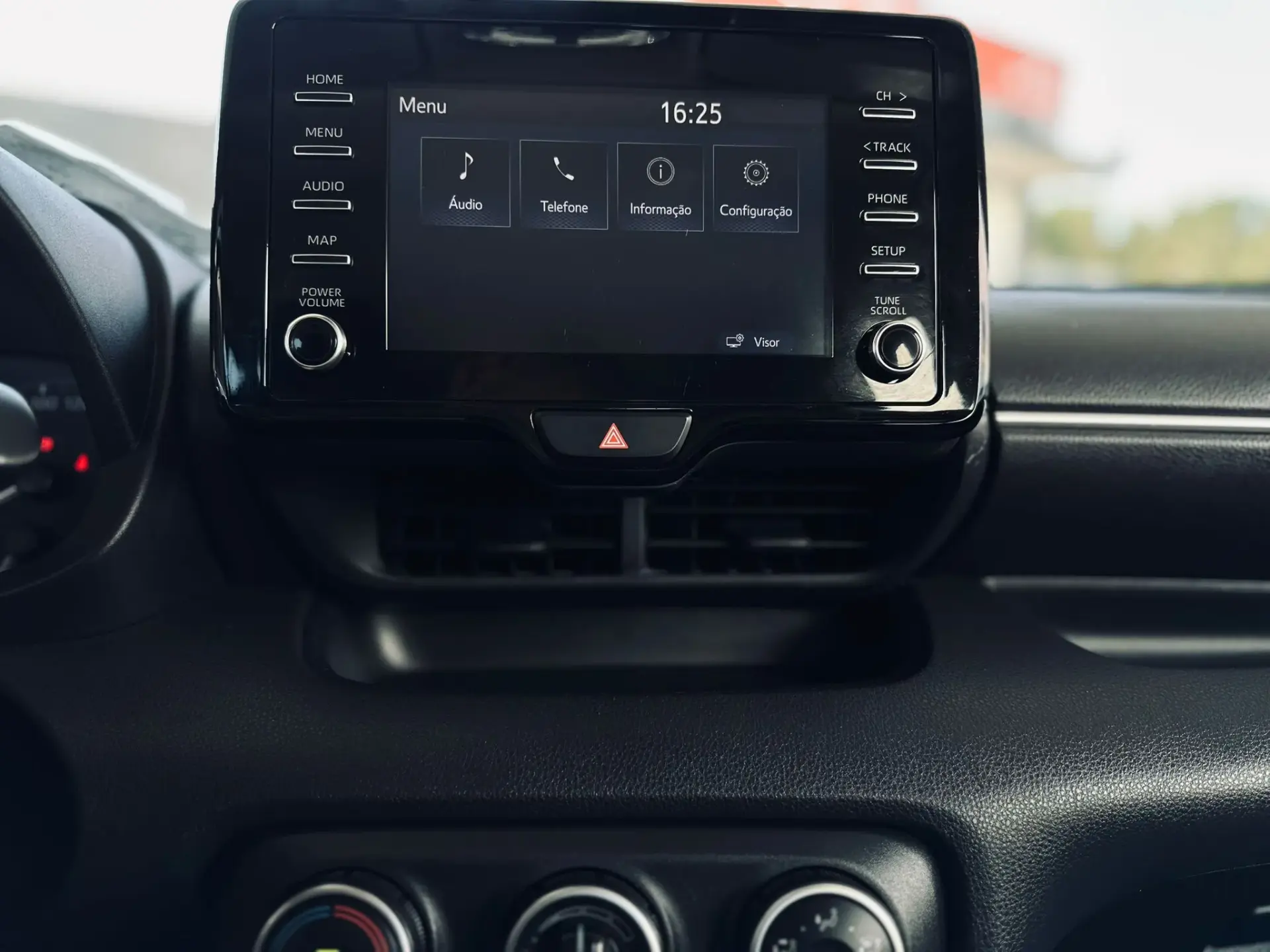 Toyota Yaris 1.0 VVT-i Comfort 15