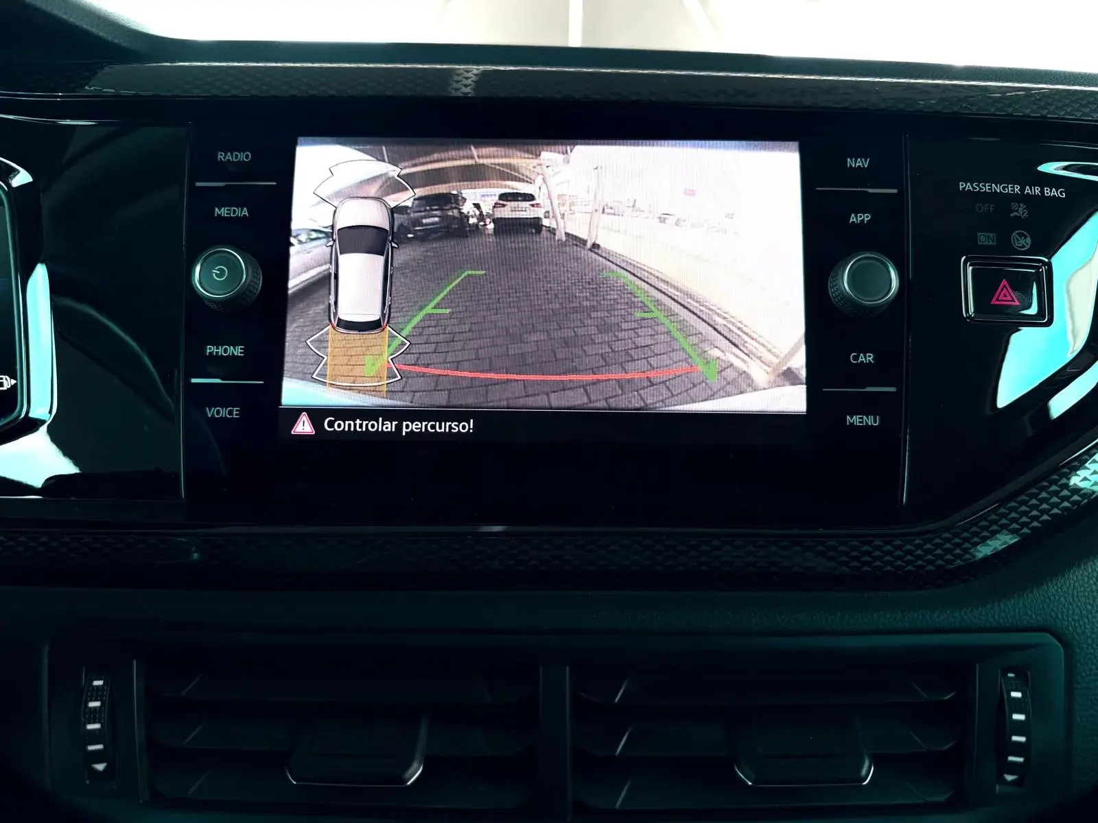 Volkswagen Polo 1.0 TSI Life 17