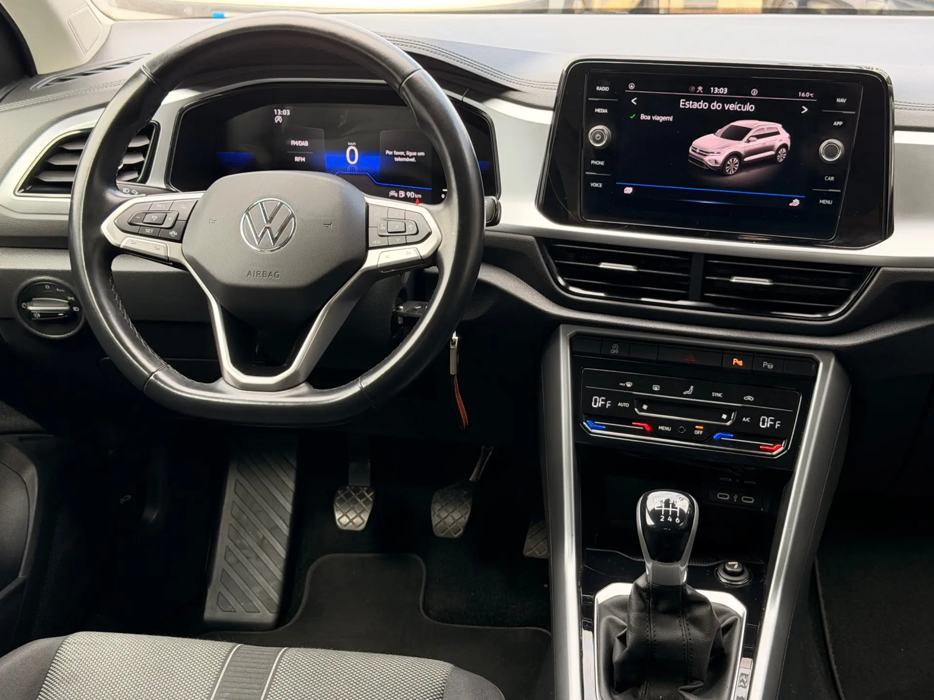 Volkswagen T-Roc LIFE 15