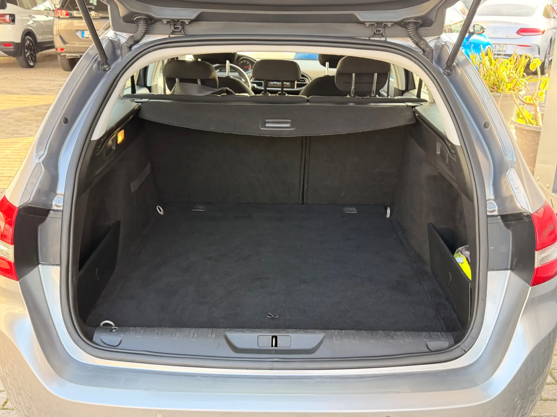 Peugeot 308 SW 1.6 BlueHDi Active 12