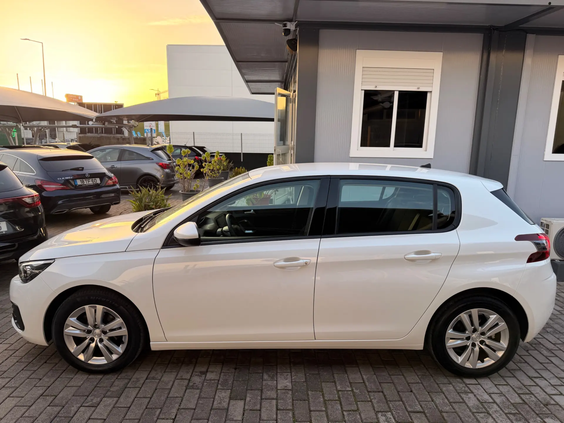 Peugeot 308 BlueHDI Active 6