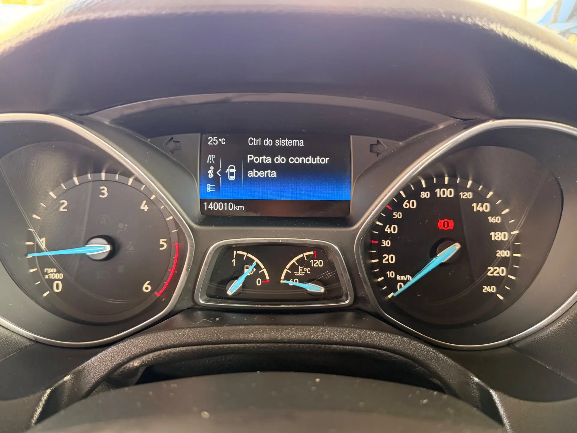 Ford Focus SW 1.5 TDCi EcoBlue Connected 26